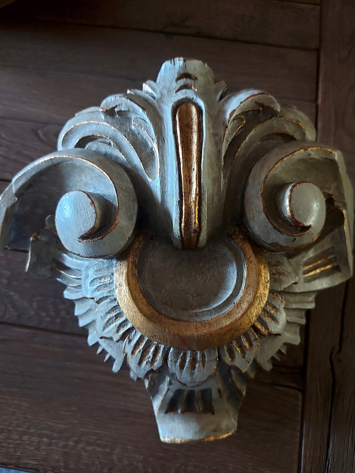 Antieke decoratieve houten console met bladgoud, Ophalen of Verzenden