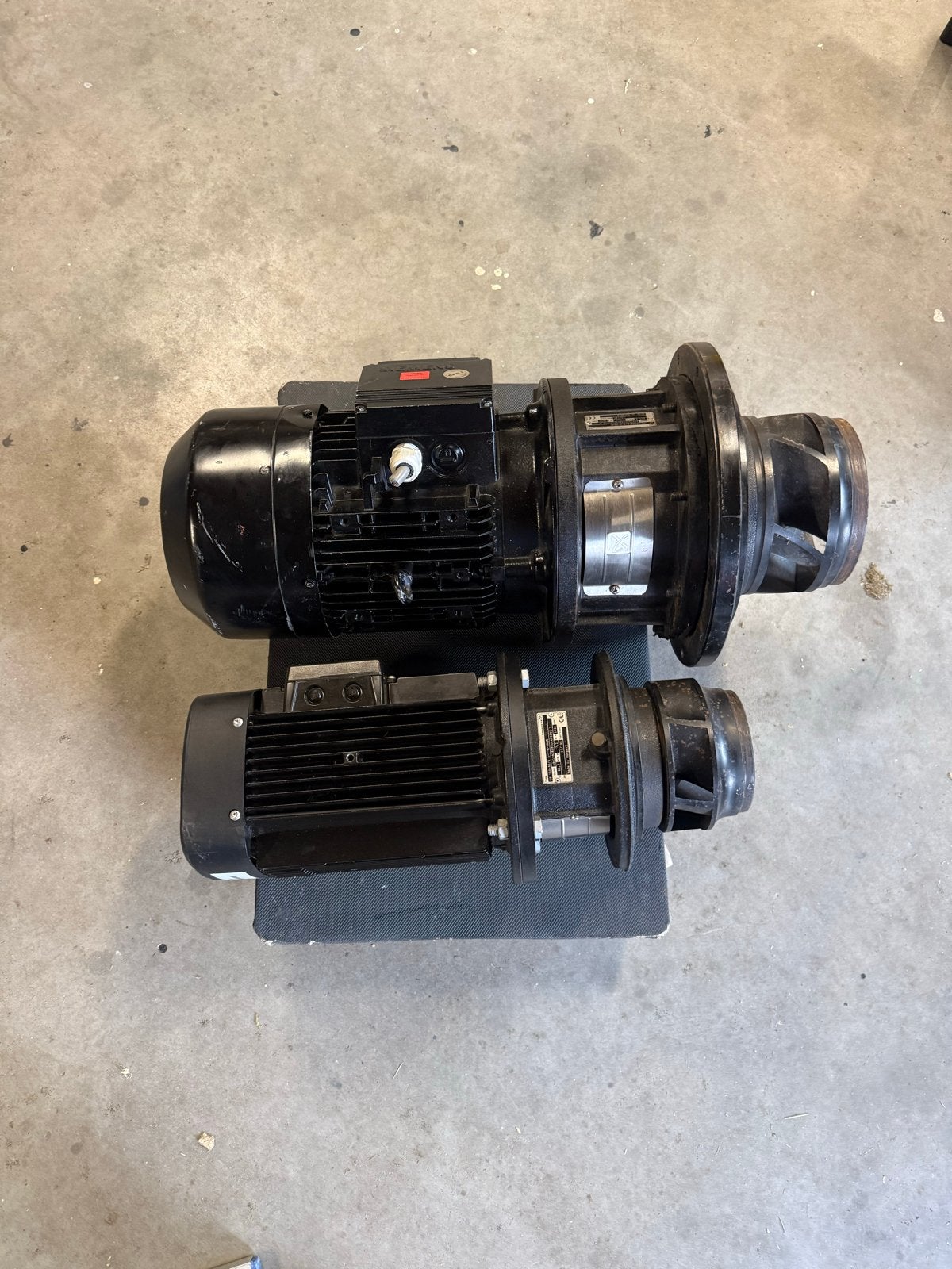 Grundfos SP 100-90/4 Bronpomp - Zo goed als nieuw, Ophalen of Verzenden