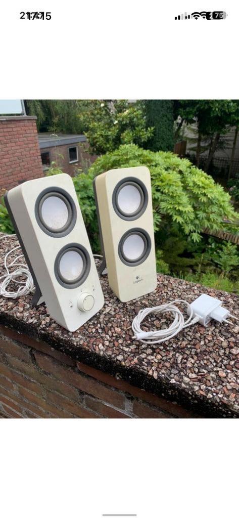 Logitech Z200 speakers, Computers en Software, Pc speakers, Ophalen of Verzenden, Zo goed als nieuw