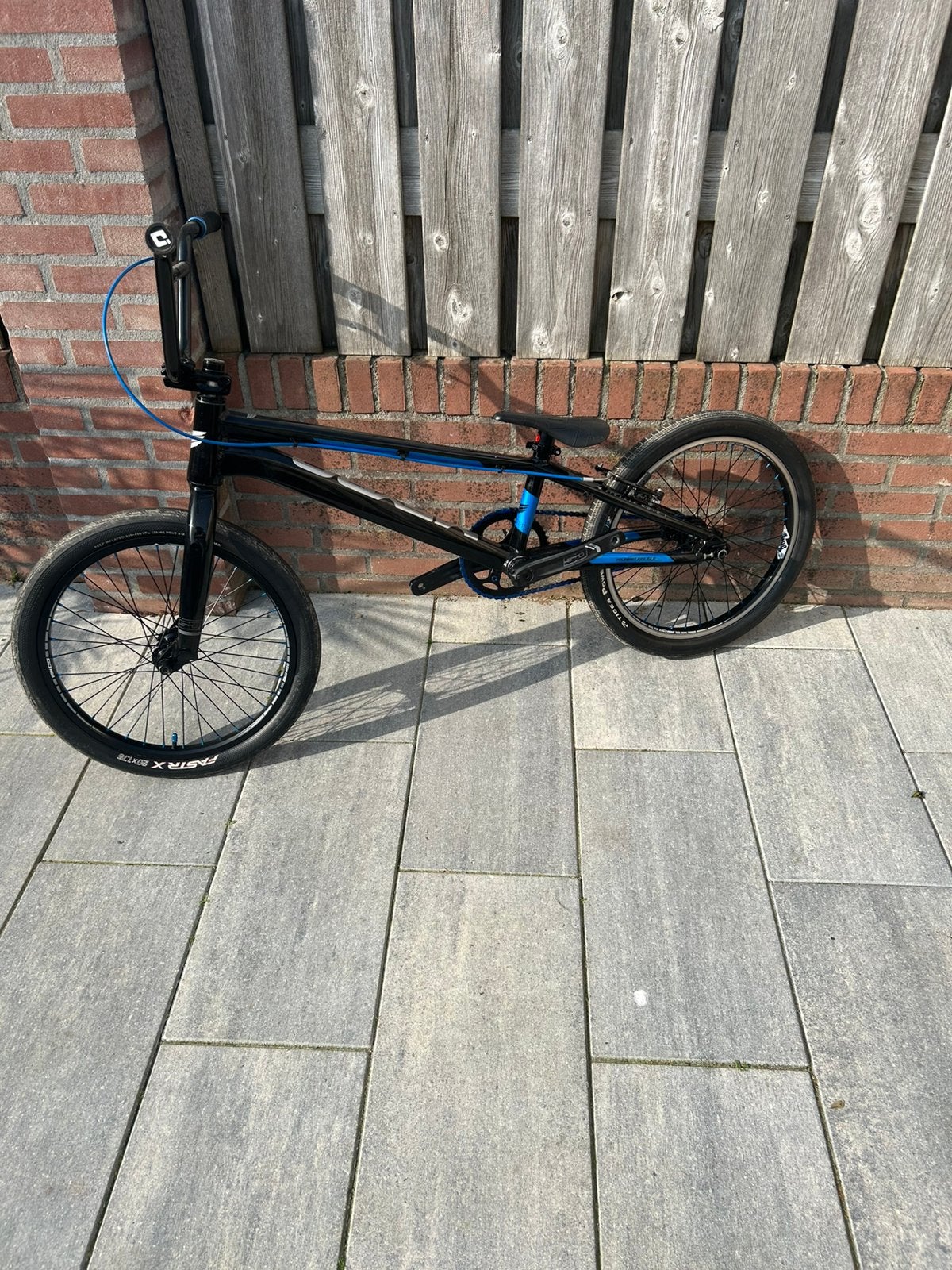 Meybo pro 22,5 custom, Fietsen en Brommers, Ophalen of Verzenden, Zo goed als nieuw, Aluminium, 24 inch of meer