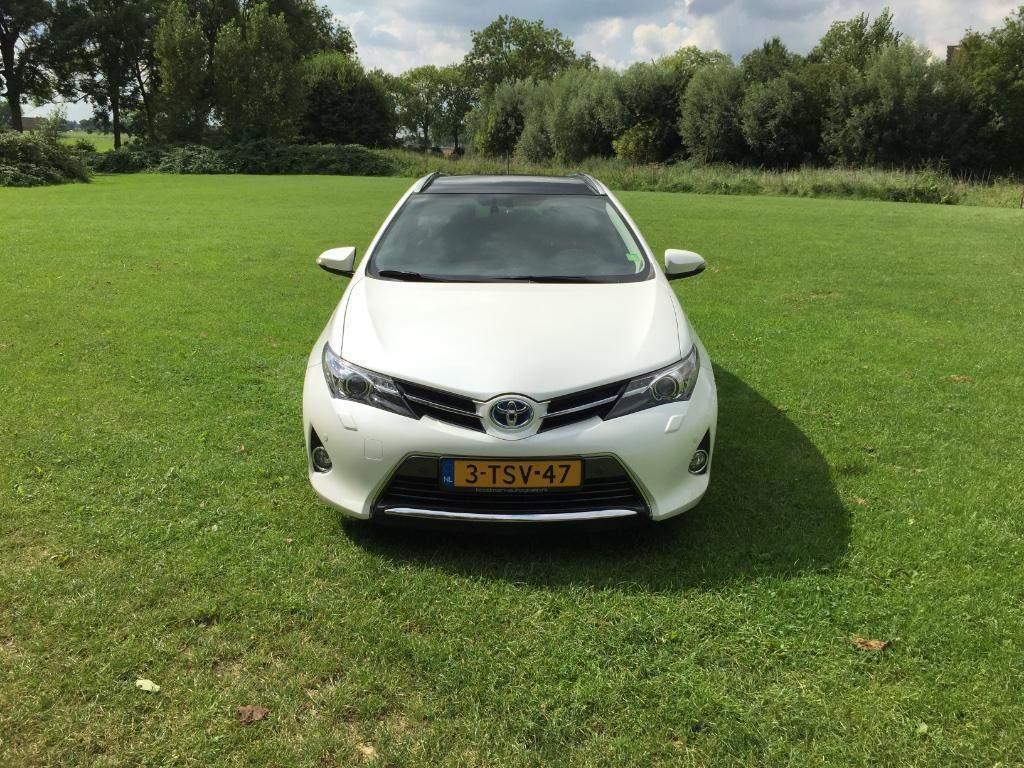 Toyota Auris 1.8 Hybrid TS Leas Plus 2014 FULL OPTIONS, Auto's, Zwart, Wit, 1798 cc, Auris