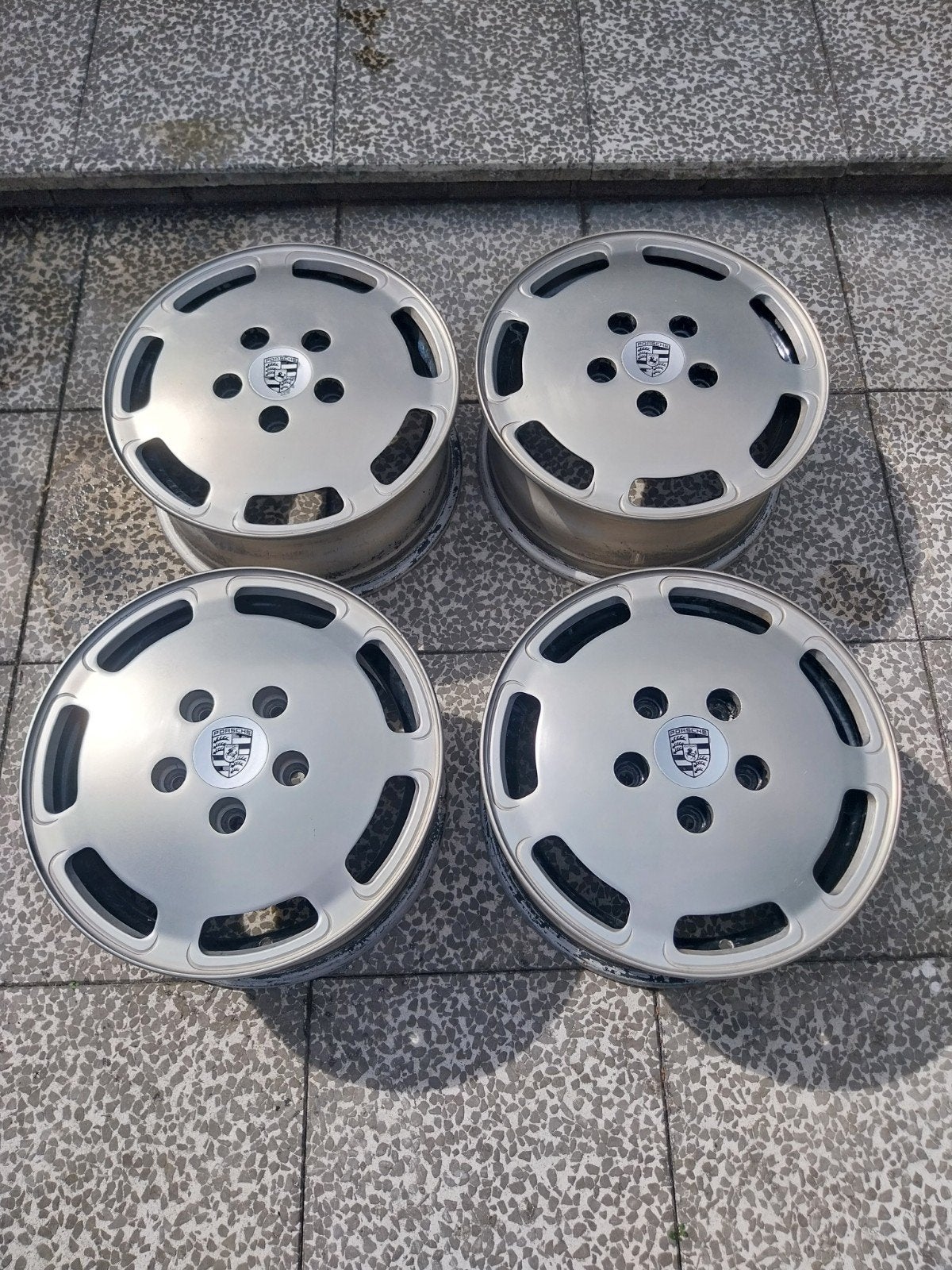 Zeldzame Porsche Gullideckel velgen 16 inch., Ophalen, Gebruikt, Velg(en), 16 inch