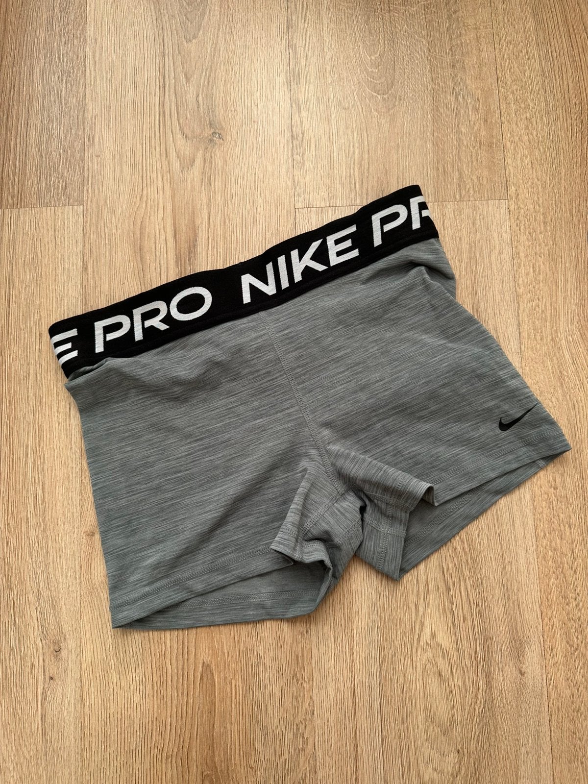 Nike Pro Dri-Fit running shorts, Maat 38/40 (M), Nieuw, Ophalen of Verzenden, Hardlopen of Fietsen