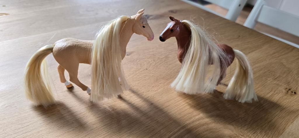 2 Schleich paarden voor 10 euro, Ophalen of Verzenden