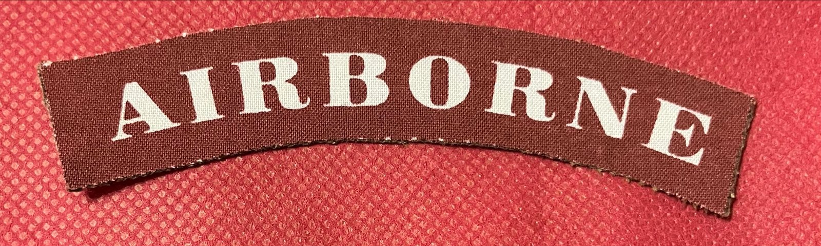 Embleem Engelse Britse para Airborne shouldertitle uniform, Verzamelen, Ophalen of Verzenden, Overige soorten, Amerika, Embleem of Badge
