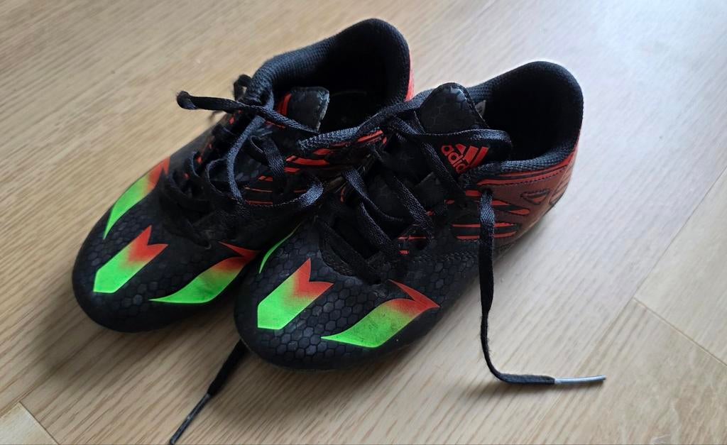 Adidas voetbalschoenen maat 30, Adidas, Gebruikt, Ophalen of Verzenden, Jongen of Meisje