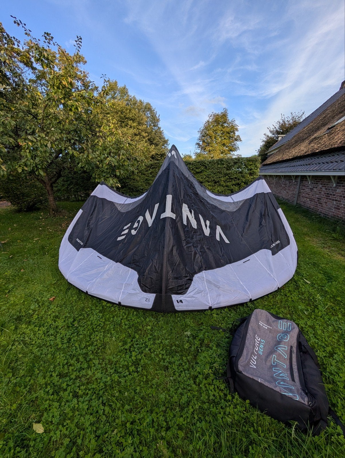 Vantage Vulture Gen 5 12m² Kite - 2026, vrijwel nieuw, Watersport en Boten, Geen board, Ophalen of Verzenden, Zo goed als nieuw