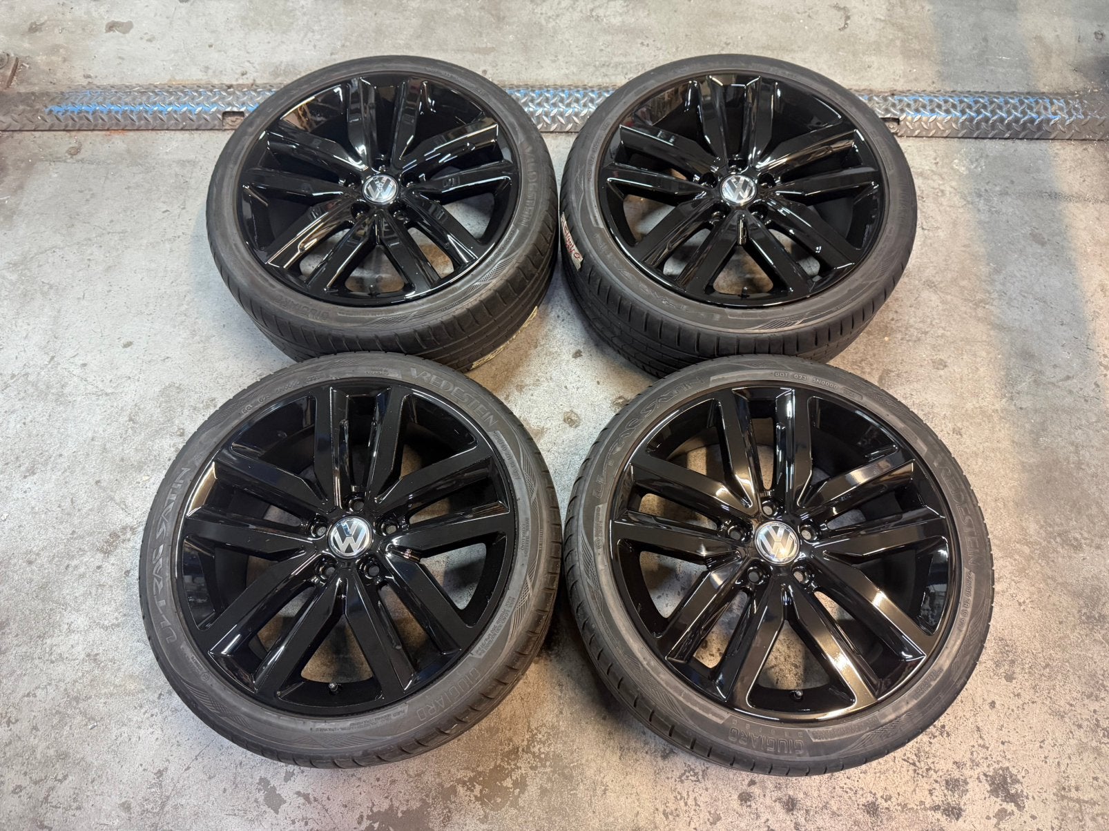 ✅ 18 inch Volkswagen OEM velgen Golf 5 6 7 8 5x112 GTD GTI R, Auto-onderdelen, Banden en Velgen, 18 inch, Gebruikt, Banden en Velgen