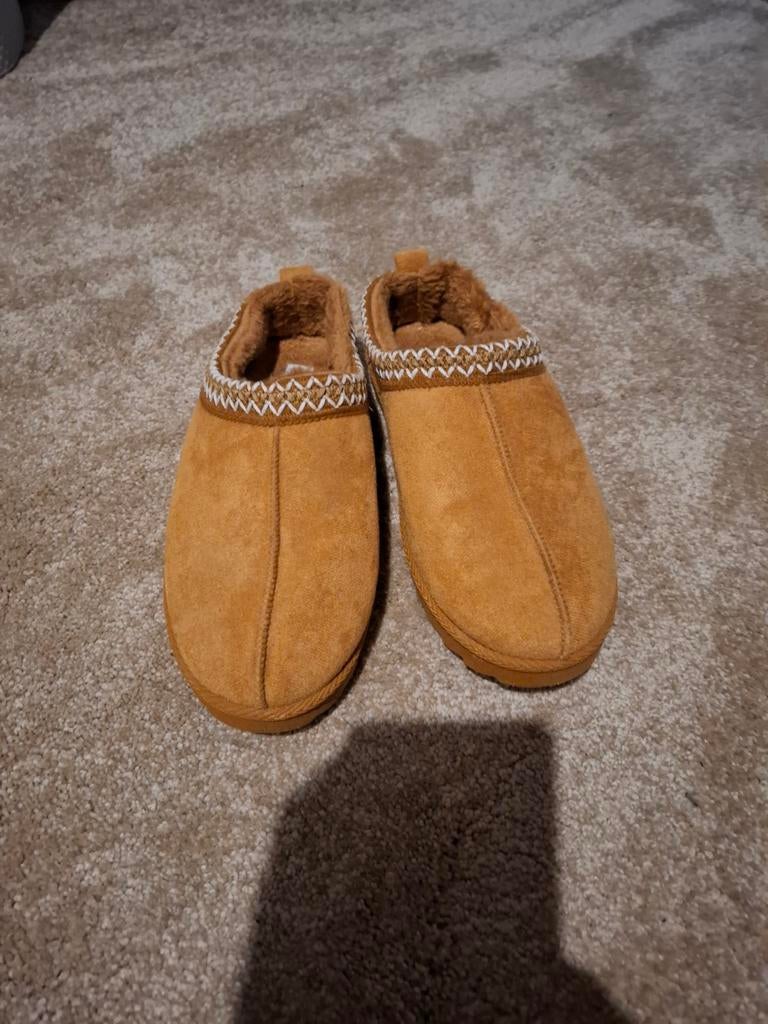 Dames sloffen maat 39, Ophalen, Zo goed als nieuw, Pantoffels of Sloffen