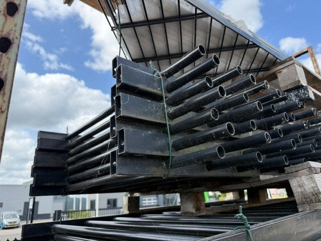 spijlen vakken, Ophalen, Gebruikt, IJzer, Spijlenhekwerk