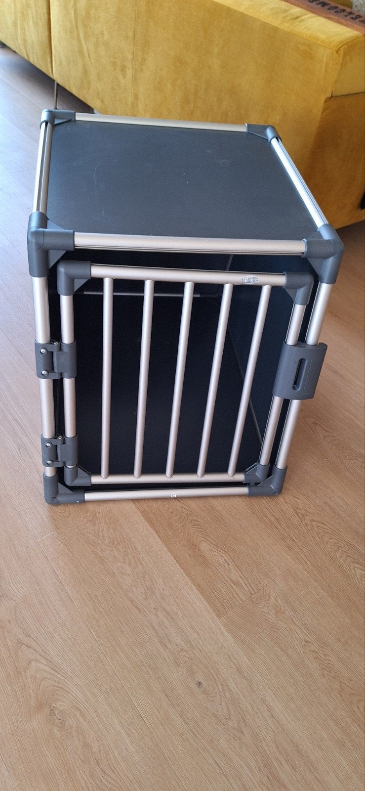 Trixie auto honden bench M/L, Ophalen, Zo goed als nieuw