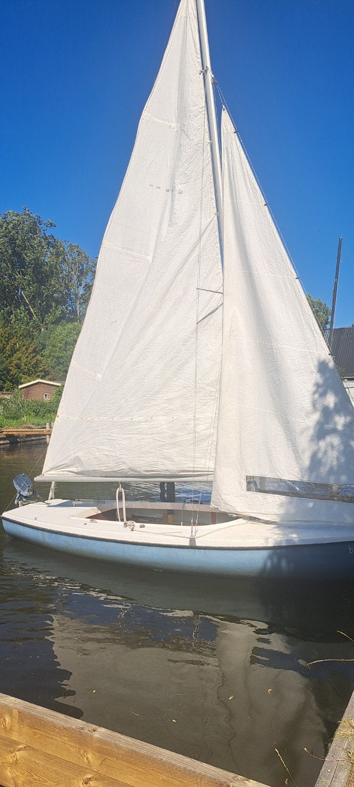 Zeilboot UFO, een polyester kielzeilboot van 6x2x0,7 m., Watersport en Boten, Zeilen en Zeiltoebehoren, Ophalen, 6 meter of meer