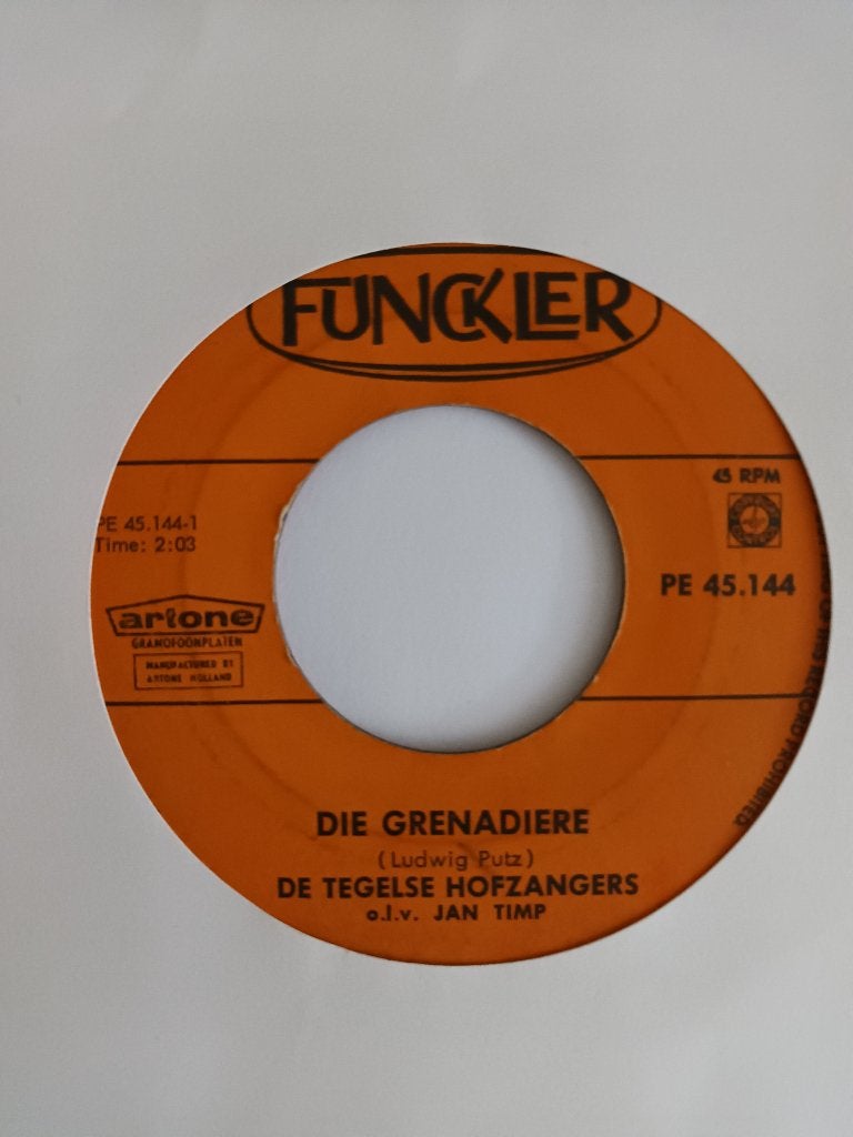 Tegelse Hofzangers - Die Grenadiere, Originele persing, 7 inch, Ophalen of Verzenden, Zo goed als nieuw