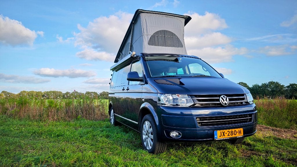 VW California 2.0 TDI 103KW 2011 | Full options | Lage km's, Auto's, Euro 5, Stof, Overige modellen, 241 €/maand