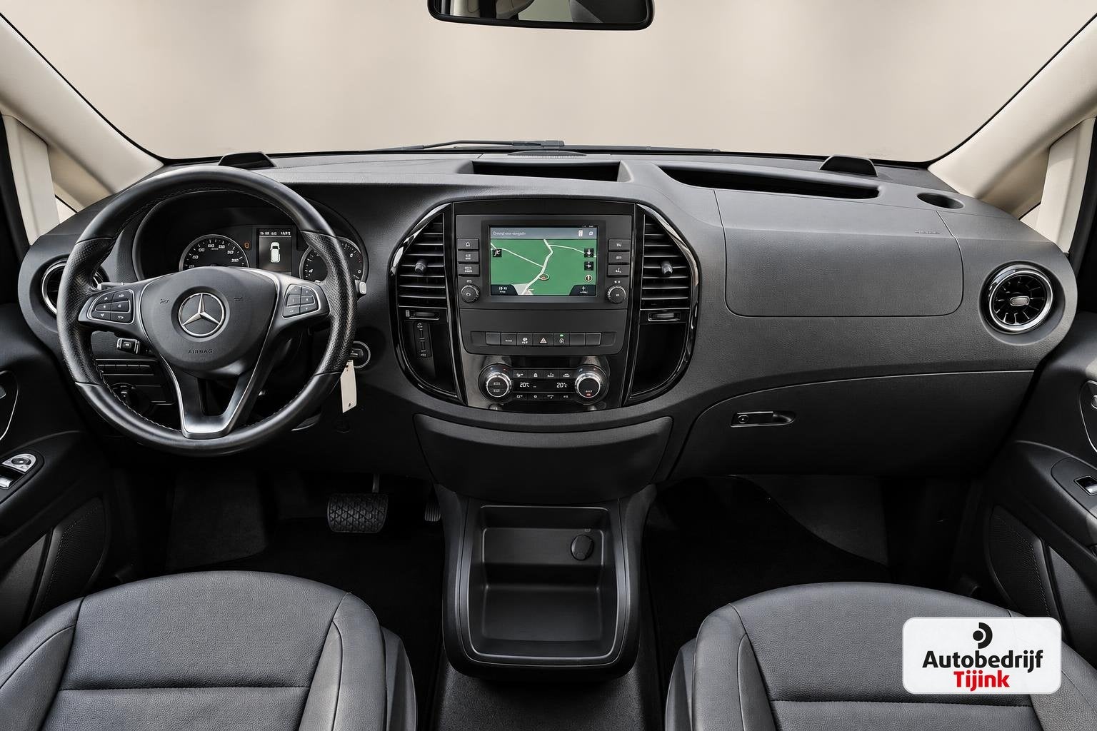 Mercedes-Benz Vito 119 CDI Lang DC Sport | Automaat | LED |, Auto's, Automaat, Achterwielaandrijving, Gebruikt, Zwart
