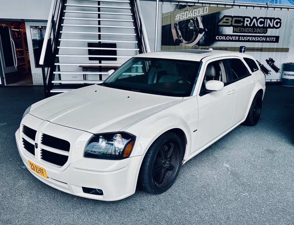 MAGNUM RT V8 DODGE MAGNUM RT, Auto's, Automaat, Wit, Leder, 5657 cc