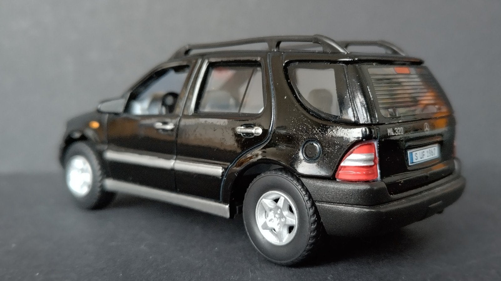 Mercedes Benz ML 1:43 Newray Schuco Pol, Hobby en Vrije tijd, Auto, ., Ophalen of Verzenden, Schuco