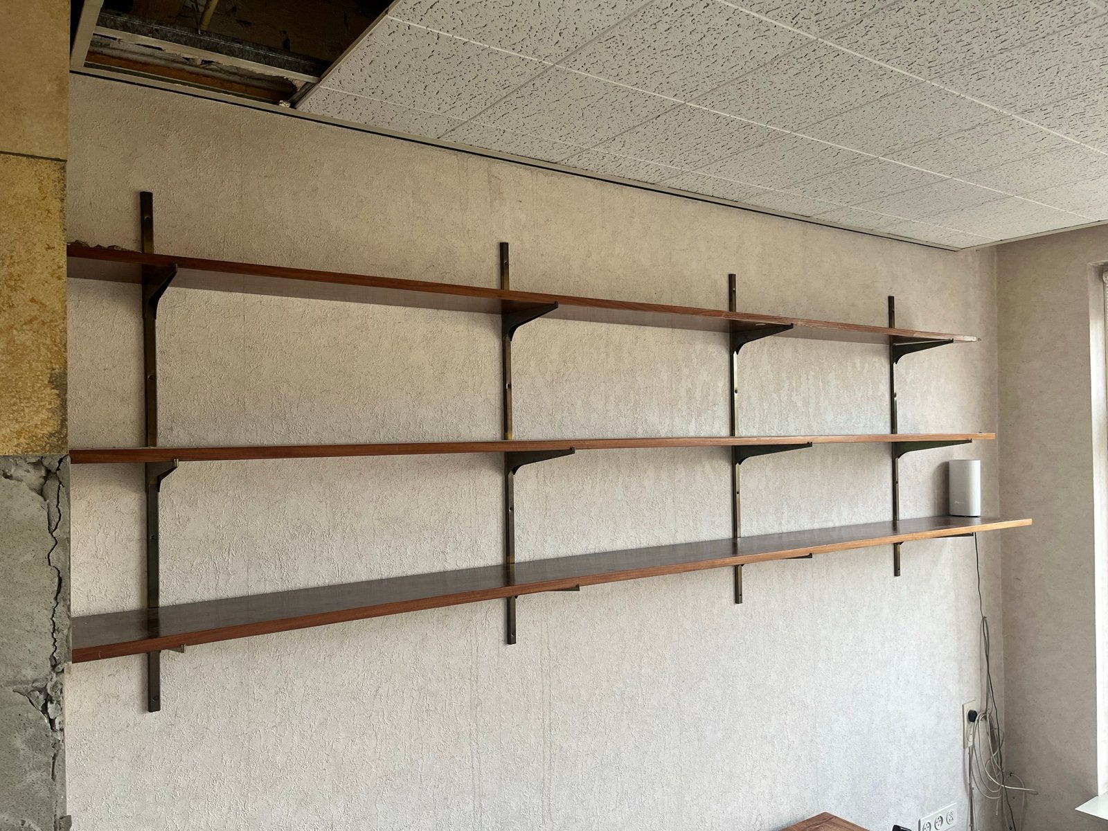 Jaren '60 Wandplanken > Originele koperen messing  Ophanging, Ophalen of Verzenden, Gebruikt