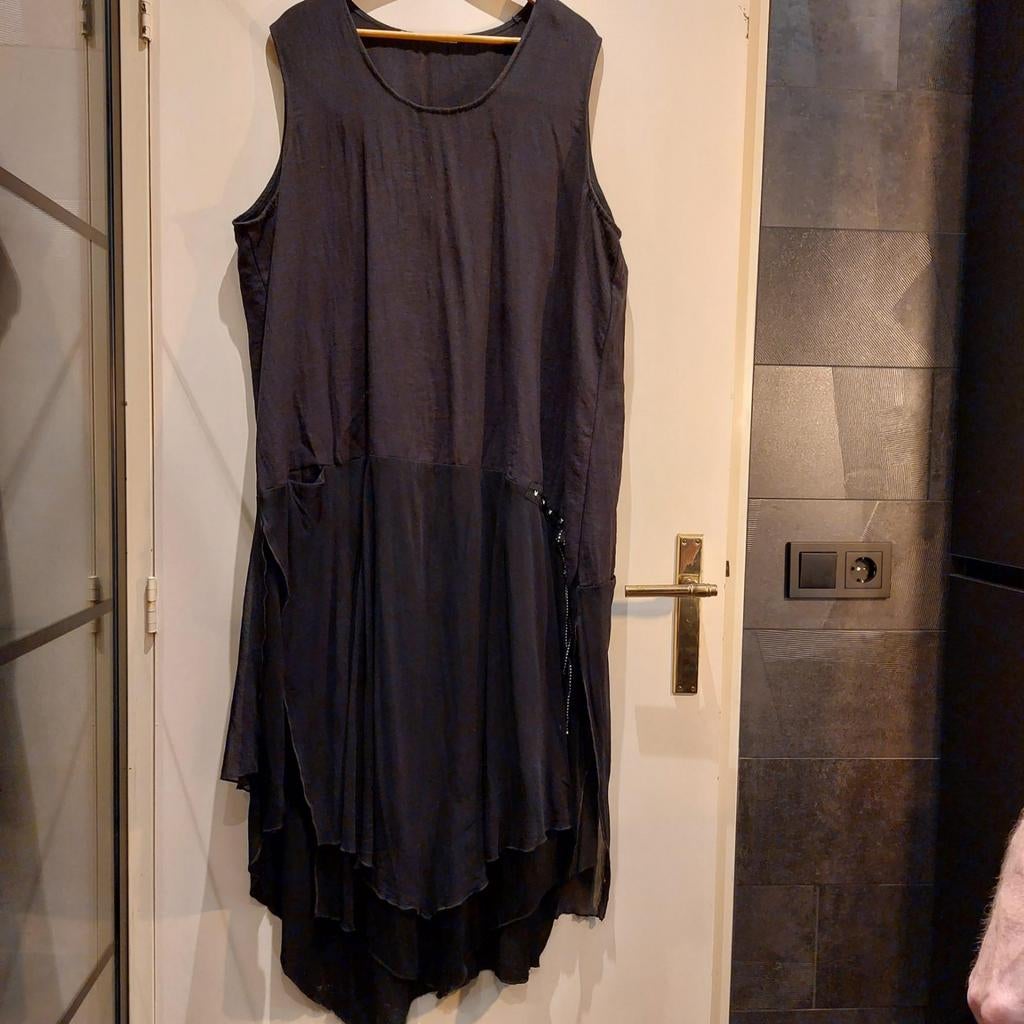 Top van het merk One O One. Maat 48/50., Kleding | Dames, Verzenden, Zwart, Zo goed als nieuw, Shirt of Top