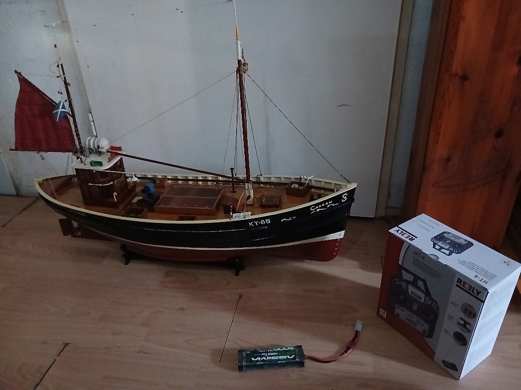 Prachtige Rc Kotter Corron inc extra s, Ophalen, Zo goed als nieuw, Groter dan 1:32, Overige merken