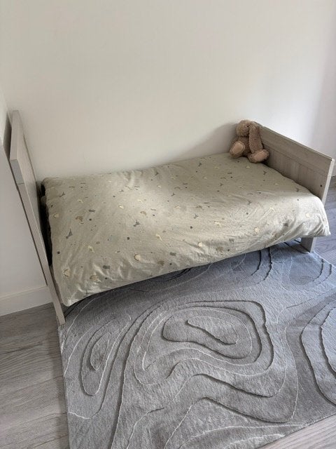 Complete door groei babykamer licht grijs, Kinderen en Baby's, Kinderkamer | Complete kinderkamers, Ophalen, Gebruikt, Jongetje of Meisje