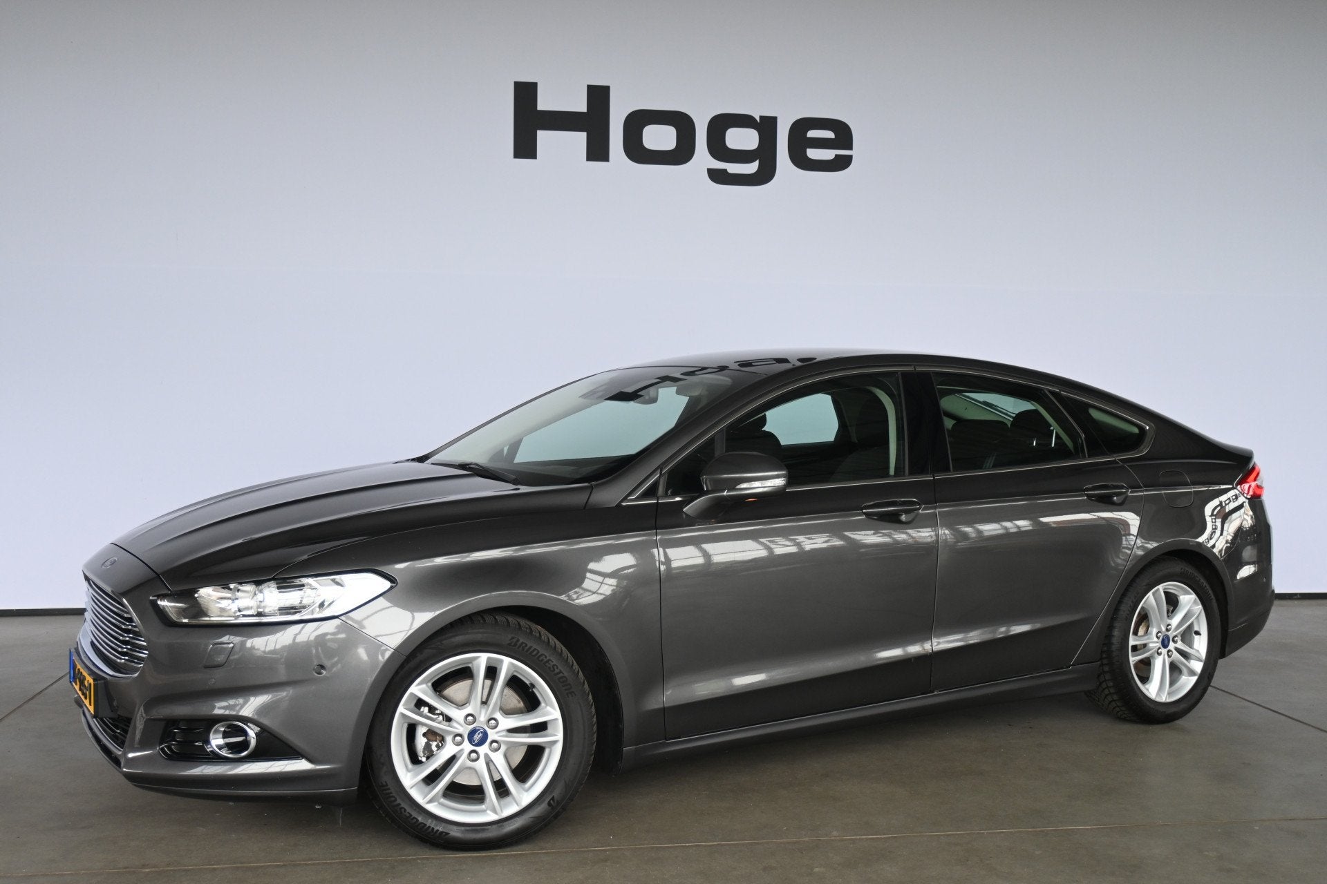 Ford Mondeo 1.5 Titanium Automaat Clima Navigatie Cruise Con, Auto's, 4 cilinders, 160 pk, Bedrijf, 1405 kg