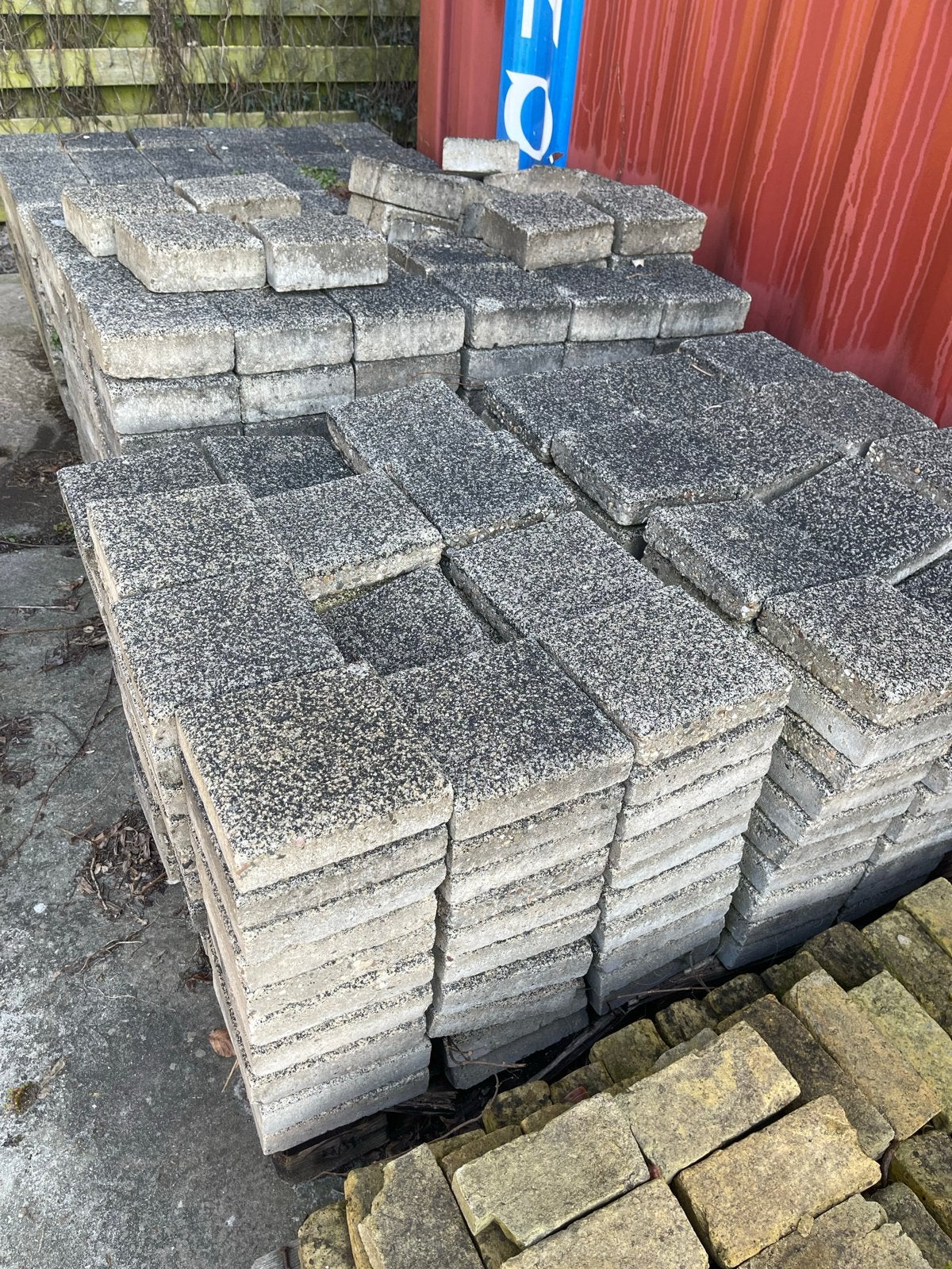 Gebruikte terrastegels, grijs gespikkeld 22 m2, Ophalen, Gebruikt, 10 m² of meer, Beton