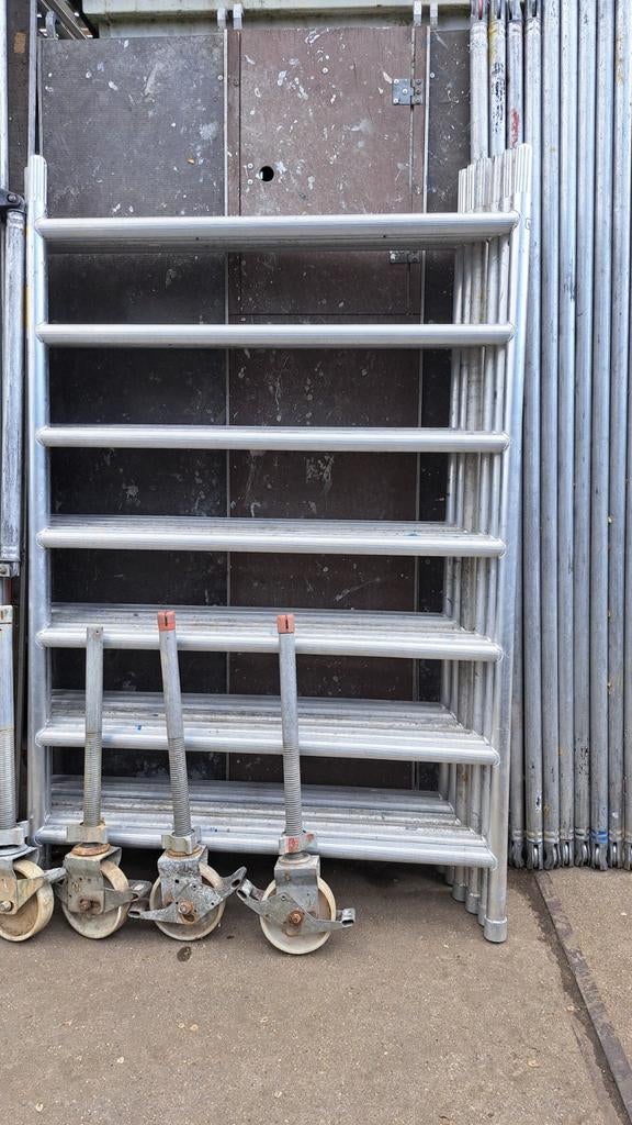 Te koop Rolsteiger werkhoogte 7.20 mtr, Gebruikt, Ophalen of Verzenden, Rolsteiger of Kamersteiger, 5 meter of hoger