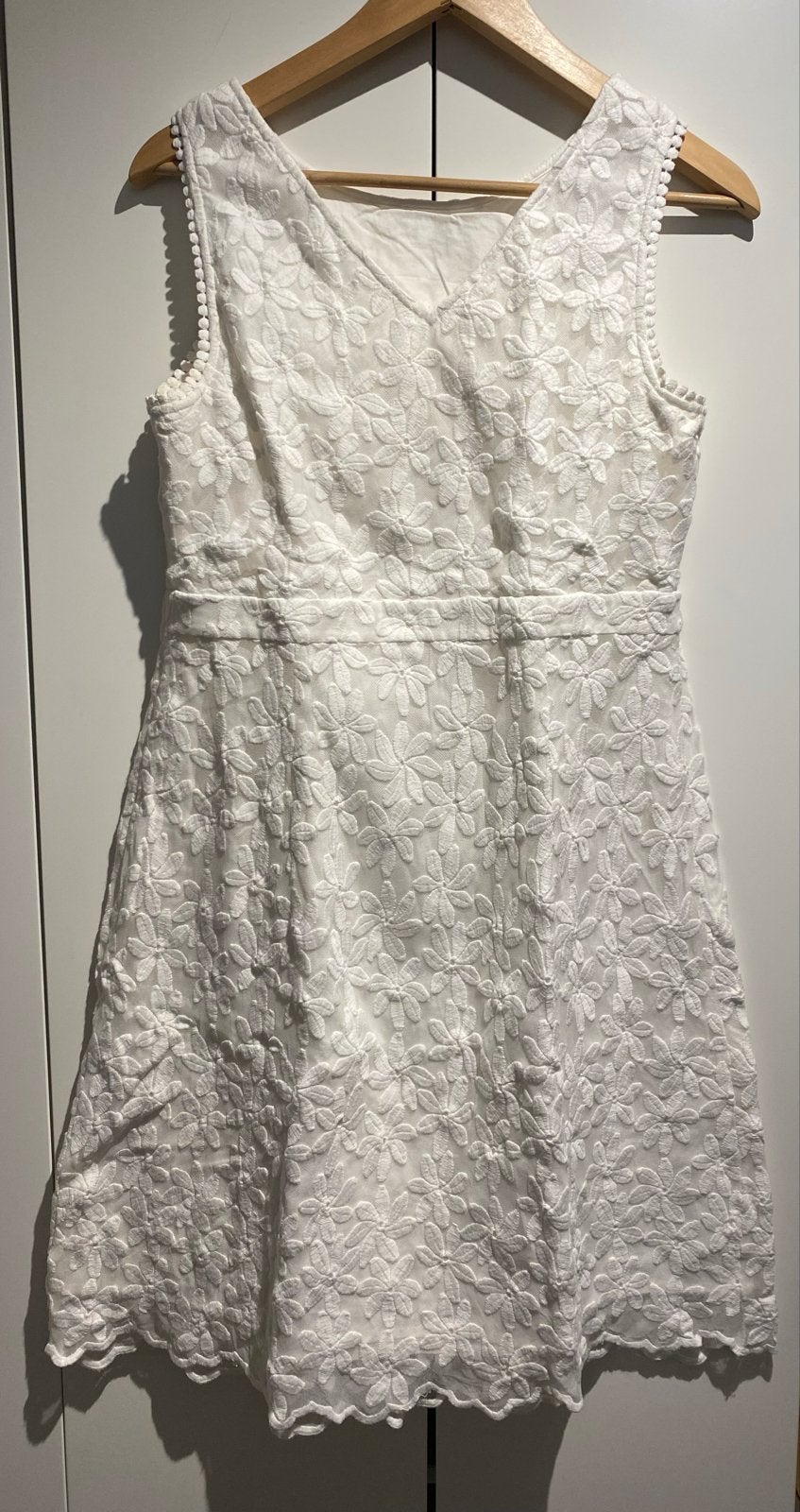 Esprit wit jurkje met bloemenborduursel, Maat 38/40 (M), Wit, Ophalen of Verzenden, Zo goed als nieuw