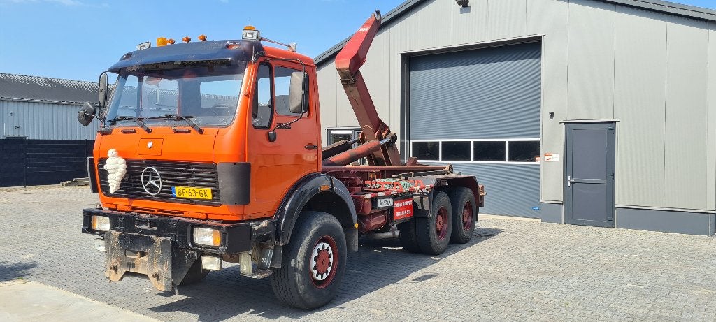 MERCEDES 2632AK 6x6 haakarm, 320 pk, Mercedes-Benz, Bedrijf, Te koop