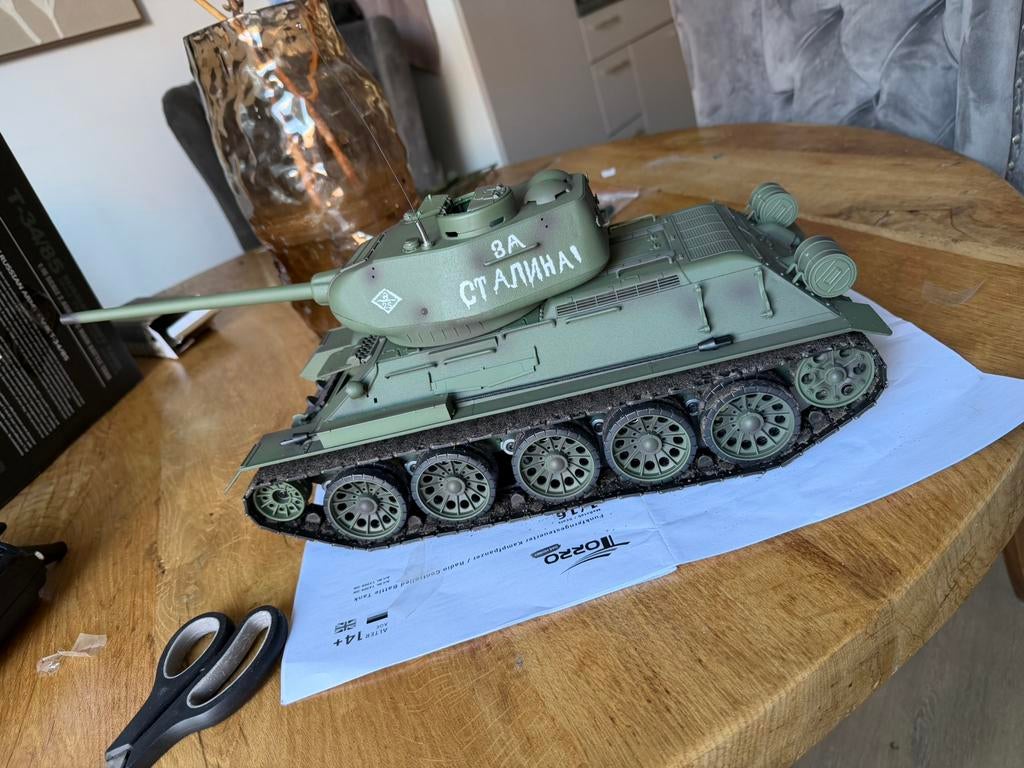 Torro heng long T34 1/16, Hobby en Vrije tijd, Ophalen, Zo goed als nieuw