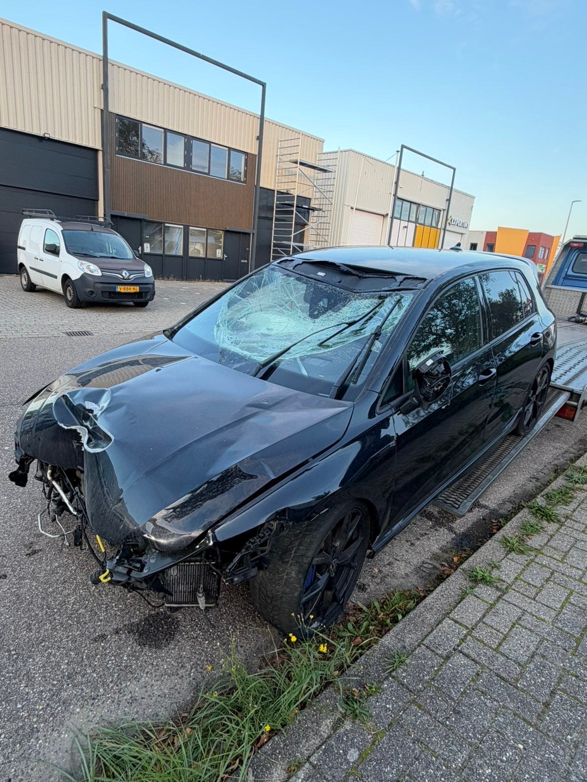 Golf 8 r - NL KENTEKEN - 2021 SCHADE, Ophalen, Benzine