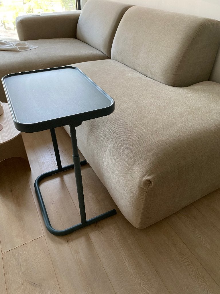 Ikea Side table / laptop table, Ophalen, 50 tot 100 cm, Zo goed als nieuw, 25 tot 50 cm