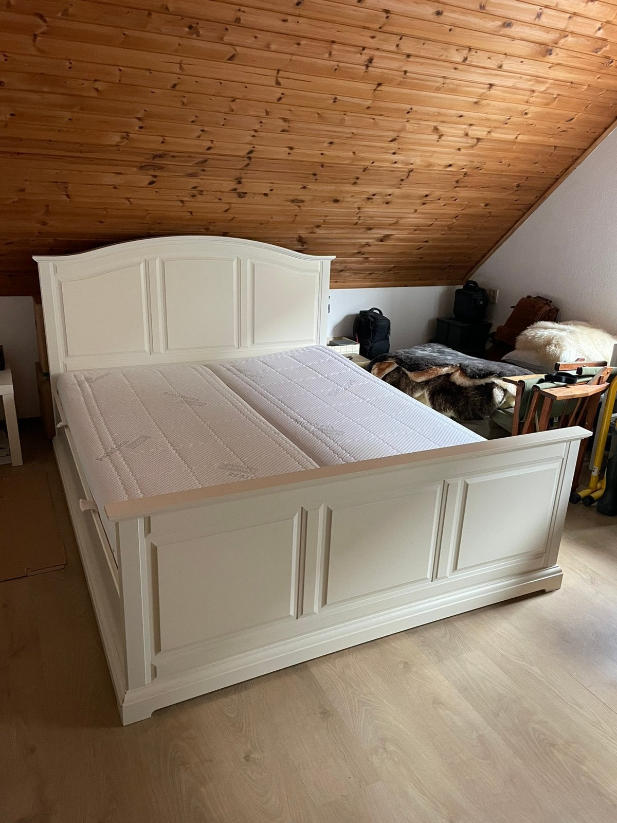 Compleet Ikea Birkeland bed ZGAN incl. matrassen, Ophalen, Wit, Tweepersoons, Zo goed als nieuw