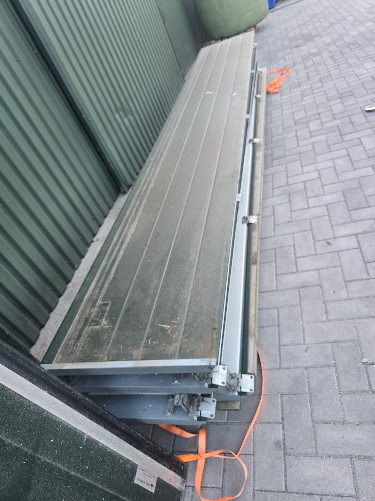 Te koop gebruikte roldeurpanelen / Sandwichpanelen, Ophalen