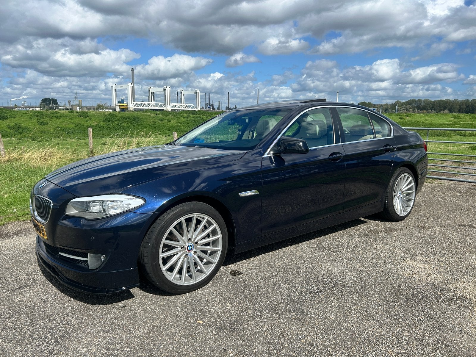 BMW 5-Serie 528I Sedan Aut8 2012 Blauw, Automaat, Beige, 2000 kg, Blauw