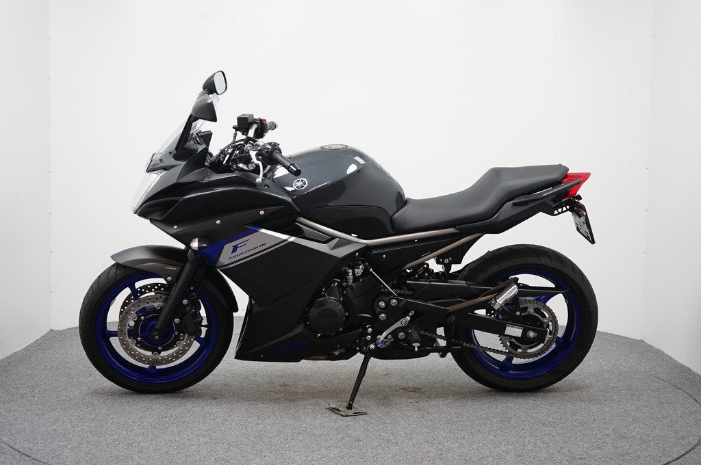 Yamaha XJ-6 DIVERSION Gereserveerd HB 8/7 (bj 2014), Motoren, Motoren | Yamaha, Bedrijf, Sport, Meer dan 35 kW, ABS