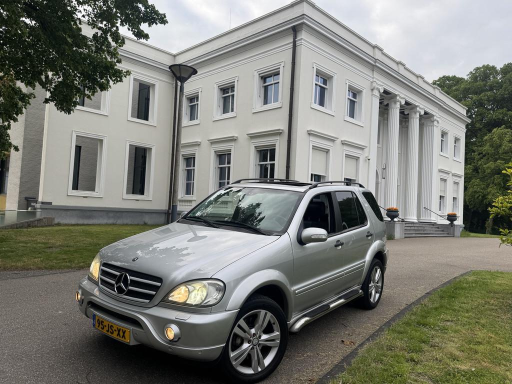 Mercedes-Benz M-Klasse ML 320 V6 FACELIFT , AMG UITVOERING, Auto's, Automaat, Gebruikt, 138 €/maand, Bedrijf