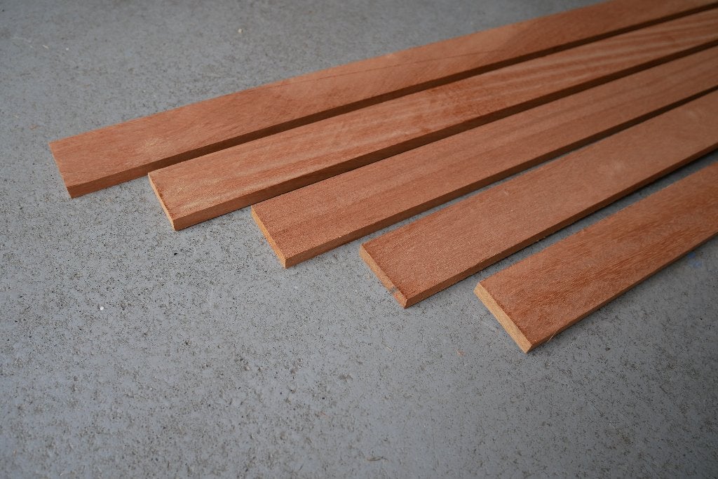 MAHONIE Hardhouten Geschaafde Latten: Scherpste Prijs van NL