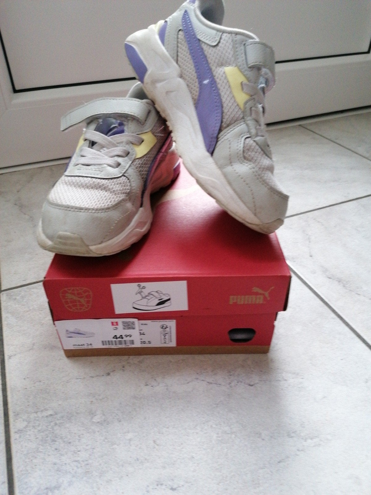 Puma sportschoenen maat 34 - grijs/paars/geel, Gebruikt, Puma, Ophalen of Verzenden, Jongen of Meisje