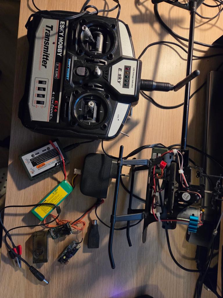 E-sky Honey Bee 2 RC Helikopter – project / onderd. Te koop, Hobby en Vrije tijd, Modelbouw | Radiografisch | Helikopters en Quadcopters