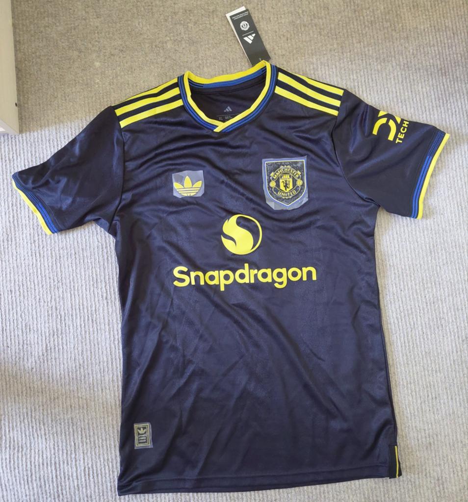 Manchester United Bruno Fernandes 25/26 Uittenue, Ophalen of Verzenden, Nieuw, Maat 52/54 (L), Zwart