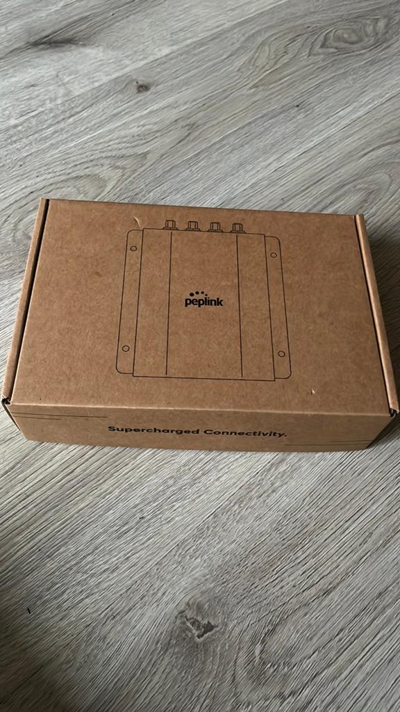 Peplink Max br1 mini 5g, Computers en Software, Routers en Modems, Ophalen of Verzenden, Zo goed als nieuw
