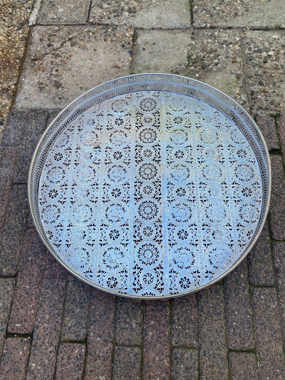 Decoratieve zilverkleurige dienblad met oosters patroon, Ophalen of Verzenden