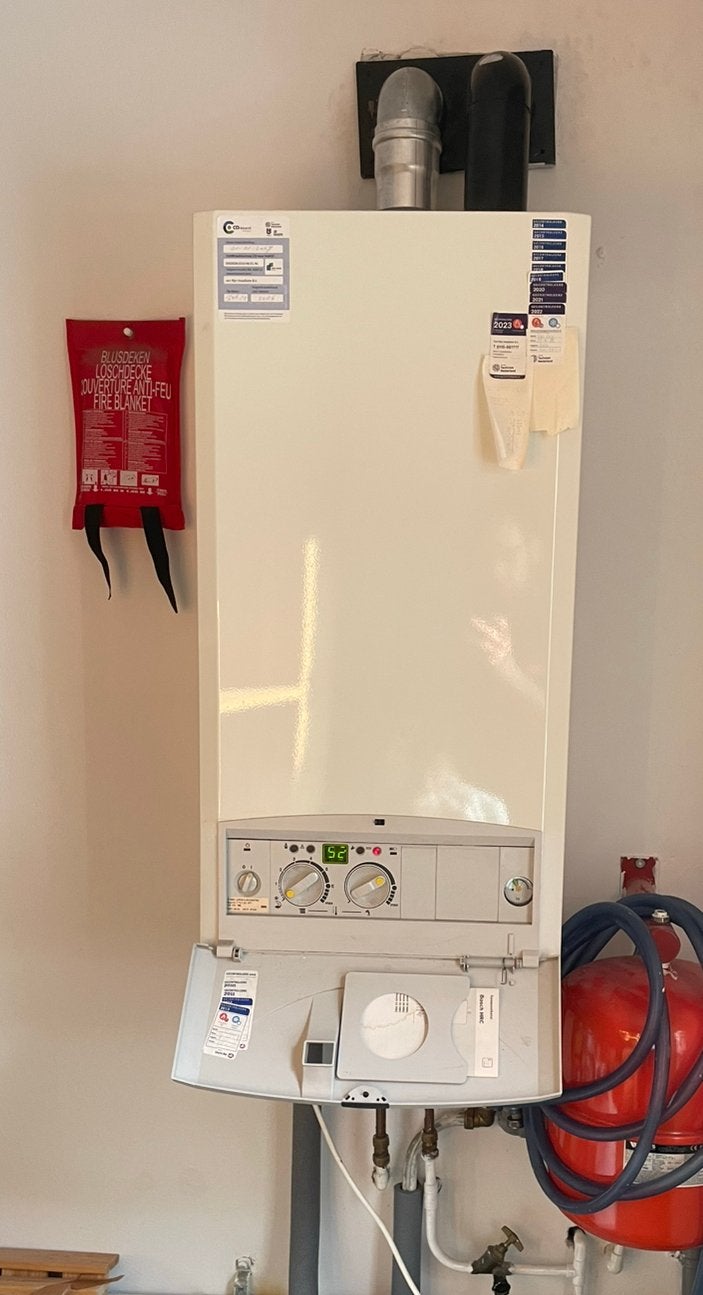 Bosch HRC35 cv ketel, Ophalen, Gebruikt, Geiser, Minder dan 20 liter