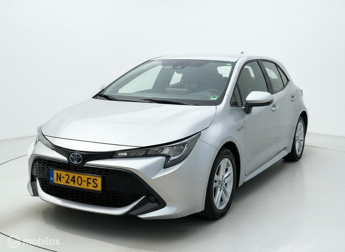 Toyota Corolla 1.8 Hybrid Business CAMERA|KEYLESS|NAP, Gebruikt, 4 cilinders, Corolla, 122 pk