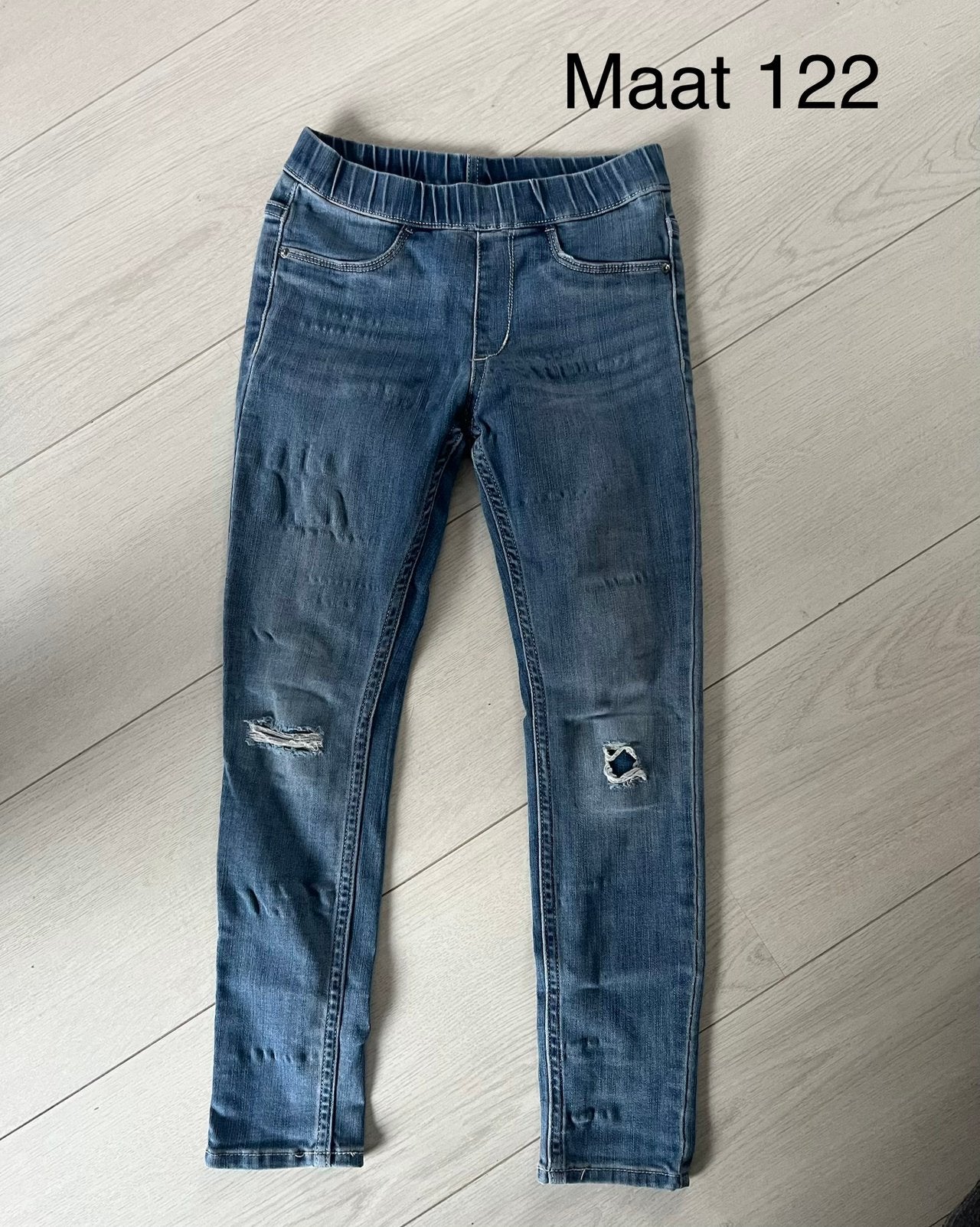 Spijkerlegging maat 122, merk: H&M, Ophalen of Verzenden, Zo goed als nieuw, Meisje, Broek