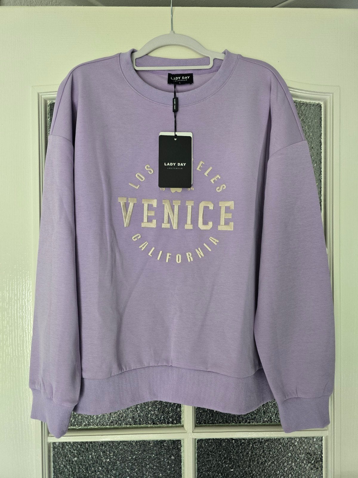 nieuwe trui lady day L lila, Kleding | Dames, Ophalen of Verzenden, Nieuw, Paars