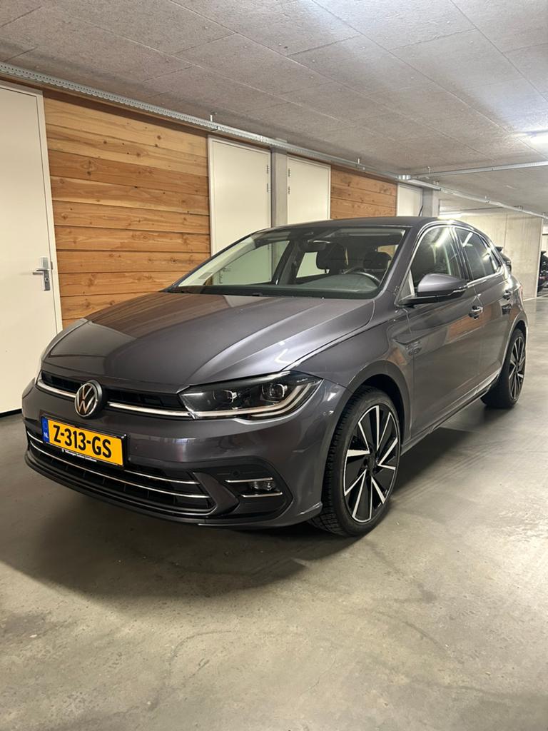 Volkswagen Polo 1.0 TSI 95pk 2022 Grijs, Auto's, Voorwielaandrijving, Stof, 1072 kg, 49 €/maand