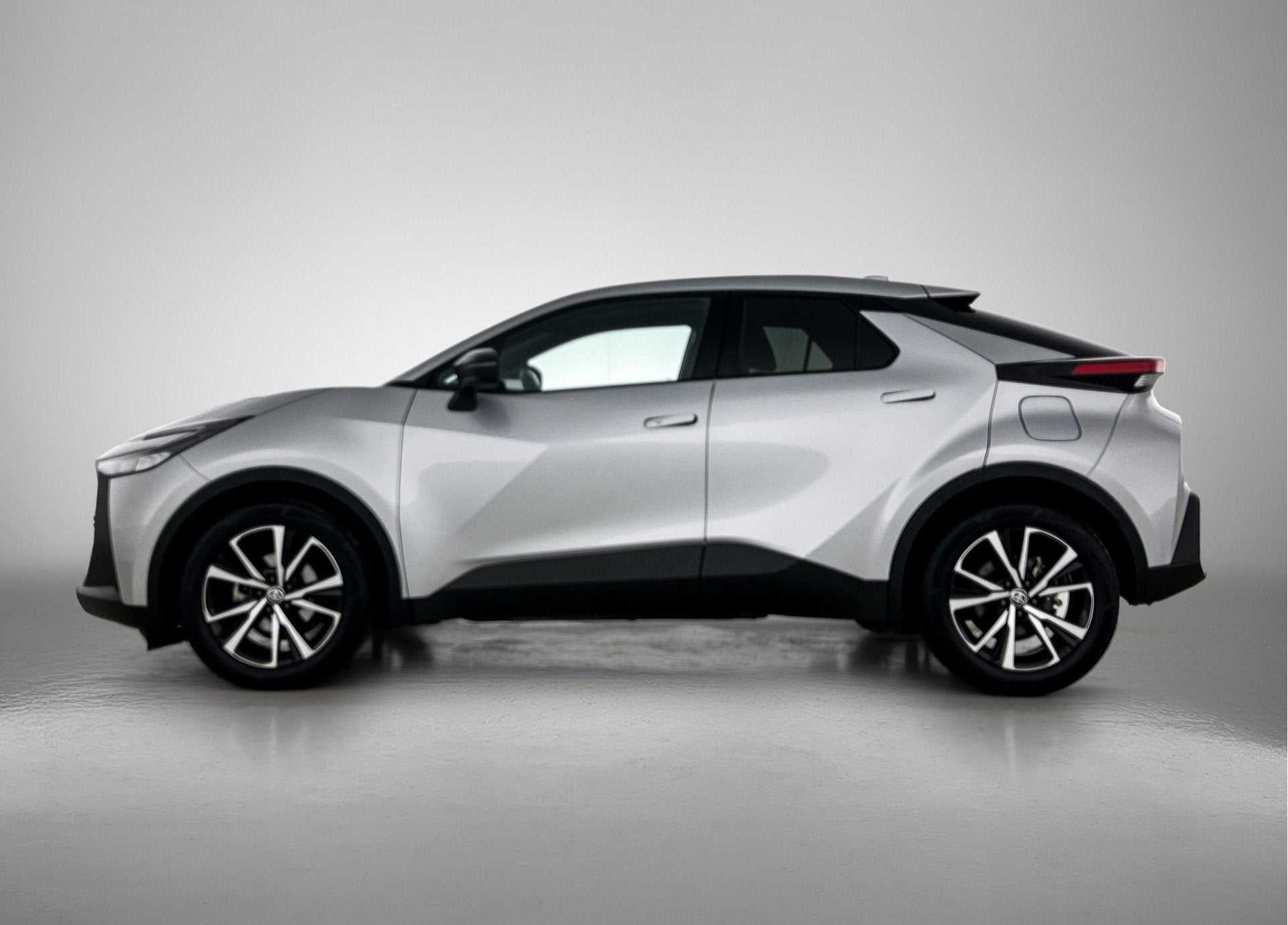 Toyota C-HR 1.8 Hybrid 140 Dynamic | NL dealeronderhouden |, 12 maanden, Stof, 4 cilinders, 122 pk